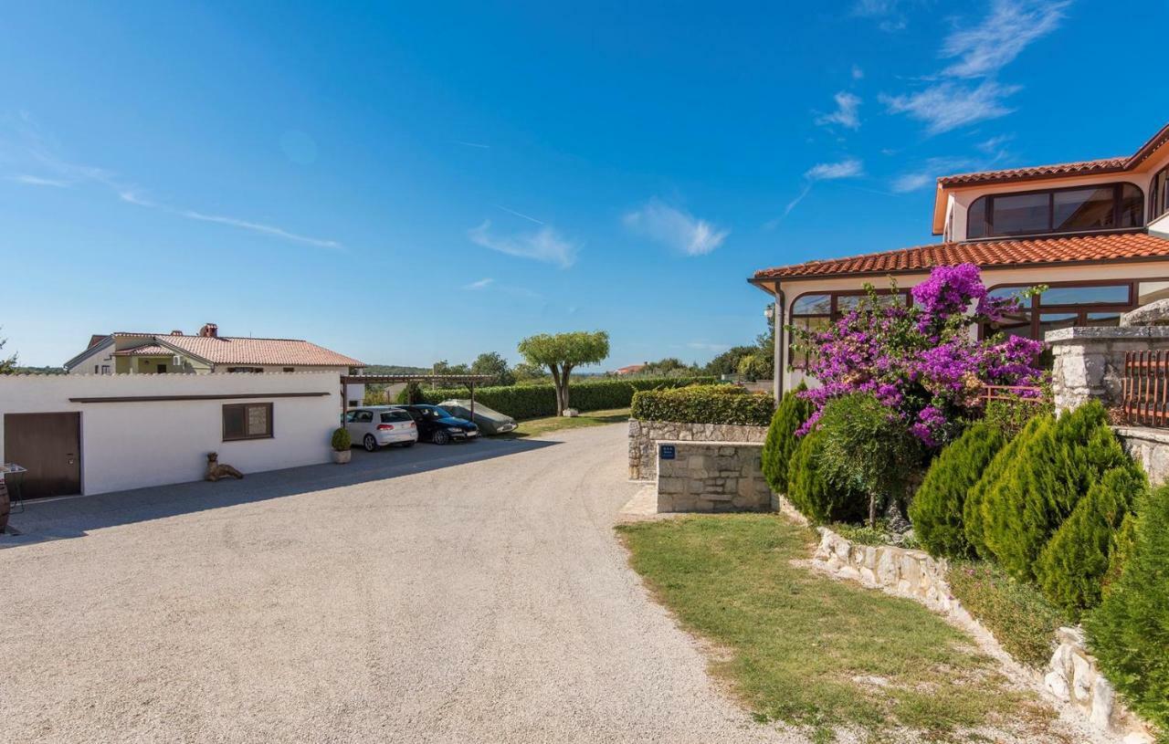 Cottage Nilda I Musalez Экстерьер фото
