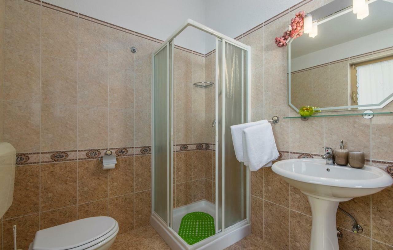 Cottage Nilda I Musalez Экстерьер фото